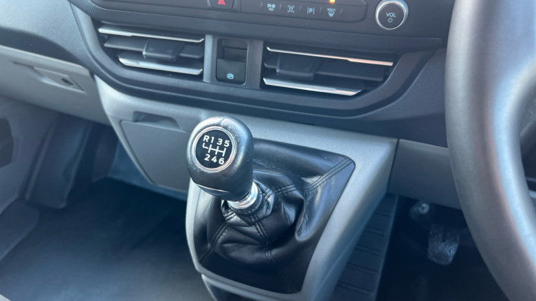 Ford Transit Custom 300 L1 Diesel Fwd 2.0 EcoBlue 136ps H1 Van Limited